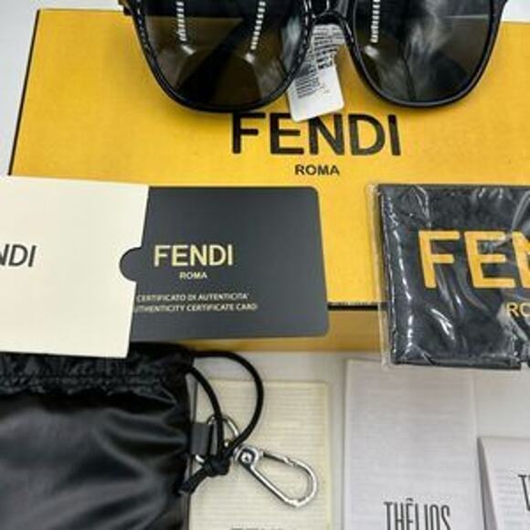 Unisex Fendi cat eye sunglasses made in Italy NWT - Picture 6 of 9